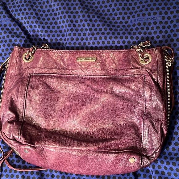REBECCA MINKOFF swing bag in plum - Picture 3 of 7